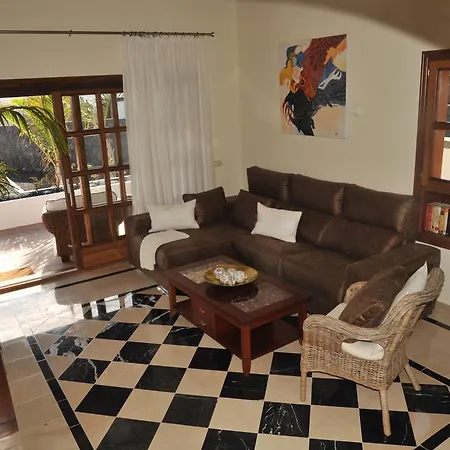 Calero Tatil Evi Playa Blanca